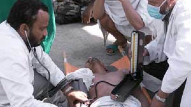 وفاة 7 حجاج جزائريين و3 آلاف تائه