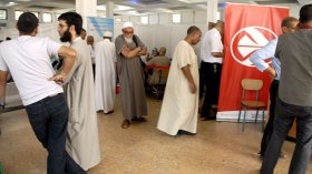 حجاج جزائريون “يحتجزون” قرابة 15 ساعة بمطار جدة