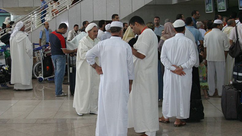 إلزام الأئمة بواجب “التحفظ السياسي” خلال الحج
