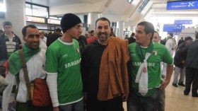 نجوم الفن والرياضة وصلوا الى الخرطوم على متن طائرة الشروق