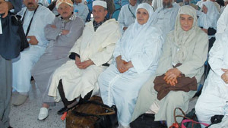 الوكالات السياحية تقترح كلفة للحج في حدود 30 مليونا