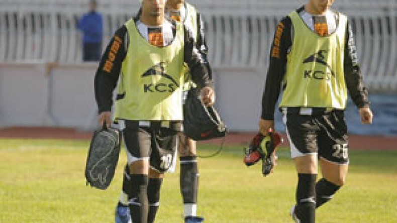 مناجير تونسي يغازل الحاج عيسى وجابو في فرنسا وسويسرا