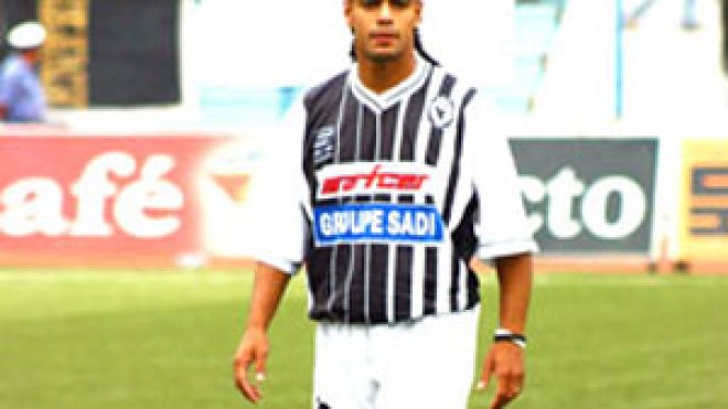 إمكانية لعب حاج عيسى في البرتغال مازالت قائمة