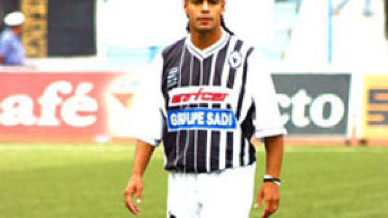 إمكانية لعب حاج عيسى في البرتغال مازالت قائمة