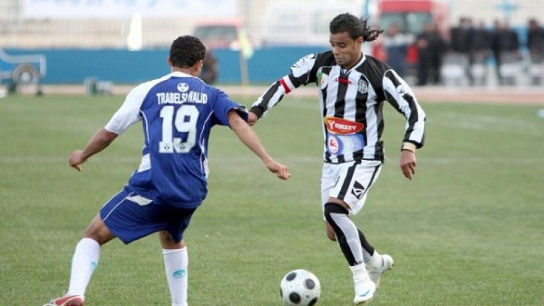 حاج عيسى يتعرض إلى إصابة في الكتف وقرباج ضيف شرف