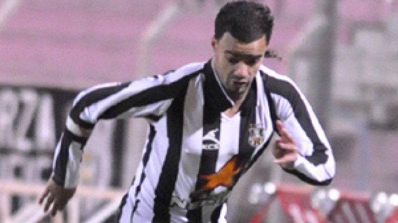 حاج‭ ‬عيسى‭:‬‮ “‬سأتفاوض‭ ‬مع‭ ‬حداد‭ ‬يوم‭ ‬الخميس‭ ‬ومبدئيا‭ ‬سألعب‭ ‬للإتحاد‮”‬‭ ‬