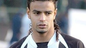 الطاقم الفني للخضر يعاين اللاعبين الدوليين في مواجهات الكأس