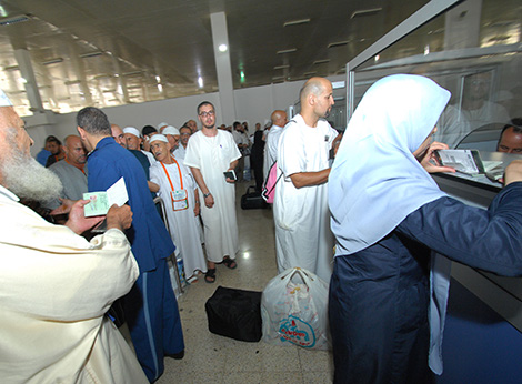 Algeria prevents agencies from doing business with Haj and Omra