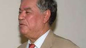 إعتصام 500 جزائري أمام السفارة الجزائرية بالقاهرة