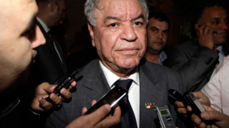 شاهد على شهامة حجار وخساسة الإعلام المصري