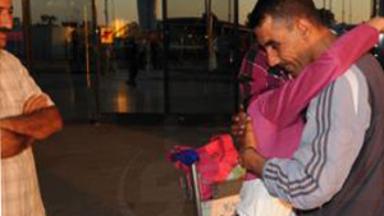 قصة‭ ‬فتاة‭ ‬جزائرية‭ ‬حُرمت‭ ‬من‭ ‬والدها‭ ‬ووطنها‭ ‬بسبب‭ ‬خلاف‭ ‬عائلي