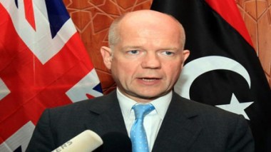 William Hague à Tripoli vante “l'engagement pour la liberté” des autorités