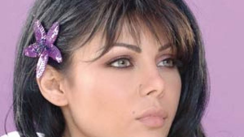 “هيفاء نشرت صورا مخلة لأختي ومصيرها السجن”