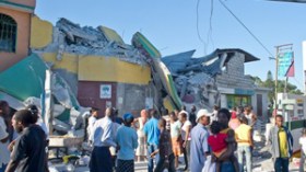 زلزال هايتي يخلف أكثر من 100 ألف قتيل و3 ملايين متضرر