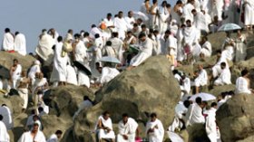 إجراءات جديدة لتشديد المراقبة الطبية للحجاج