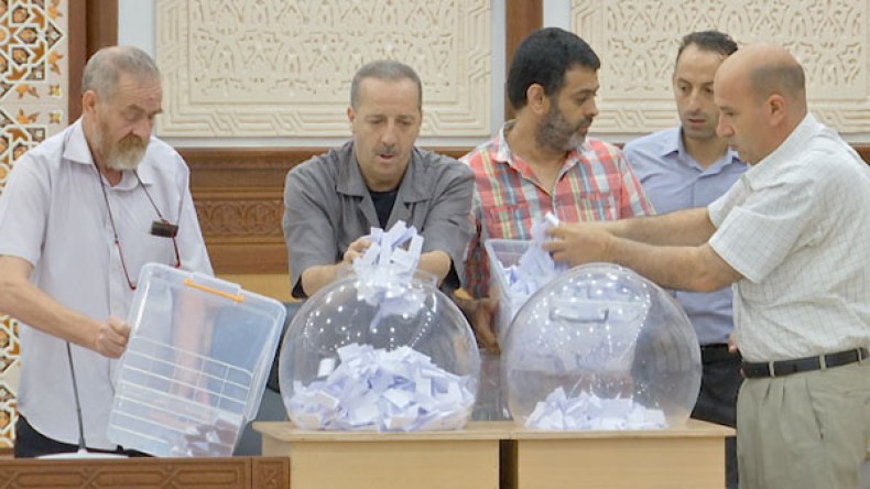 تراجع عدد الجزائريين المسجّلين للحجّ بنصف مليون بسبب الكلفة!