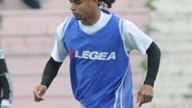 حاج عيسى: سأخضع للتجارب ببورتسموث بعد مباراة زامبيا