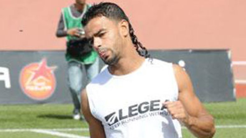 وفاق سطيف يوافق على تحويل حاج عيسى وفريق إماراتي يصر عليه