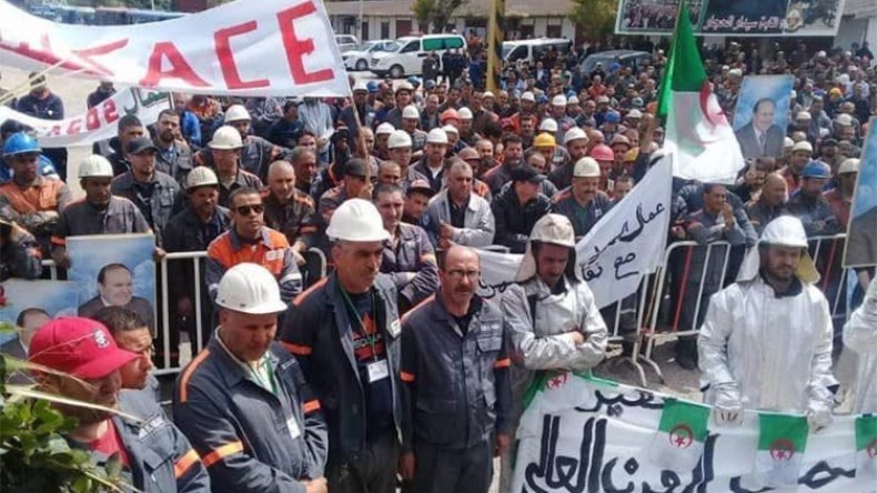 الاحتجاج يتواصل بالحجار والإدارة تلوّح بالحل الأمني