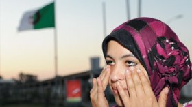 صدمة أخرى لهجيرة  والدها يرقد في مستشفى الأمراض العقلية