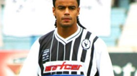 حاج عيسى يتحدى نجوم جوفنتوس الإيطالي في جدة