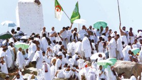 وكالات خاصة ترفع أسعار الحج إلى 48 مليون سنتيم