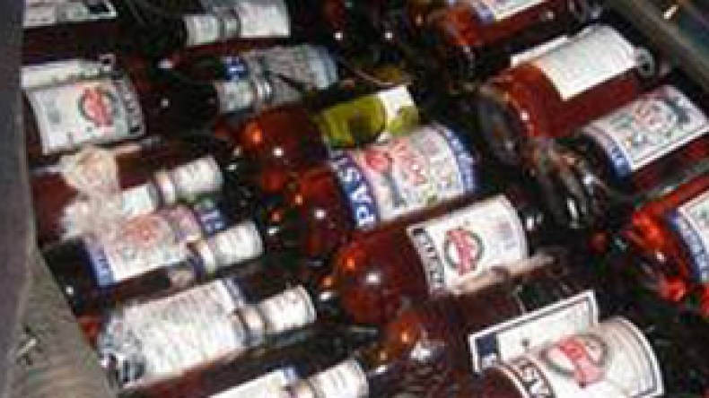 توقيف 10 أشخاص وحجز 1500 قارورة خمر بالجهة الشرقية للبويرة