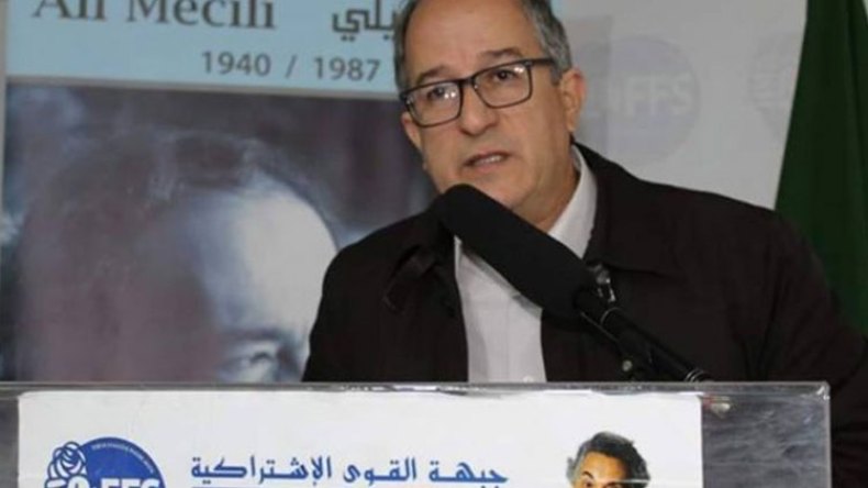 نواب ومنتخبون محليون يغلبون كفة بلحسل