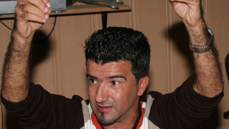 “أنا لم أتقاعد وسترون وجها آخر لخباط كراعو”