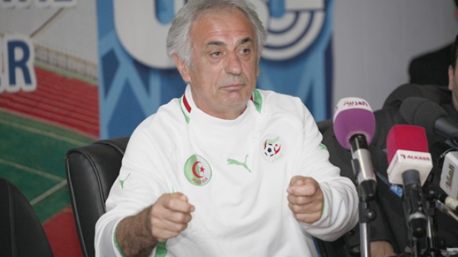 خاليلوزيتش يحتج لدى رئيس الفاف لأسباب تافهة