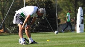 خليلوزيتش رفض تحمل مسؤولية الهزيمة أمام بلجيكا