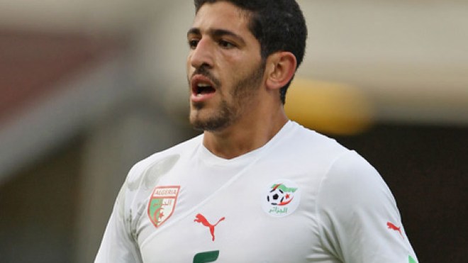 حليش ضمن احتياطيي فولهام في مباراة نورويتش الجارية الآن