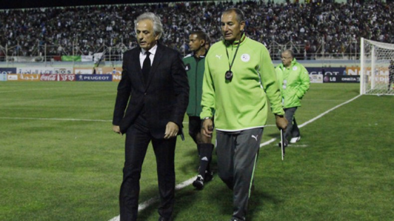 خاليلوزيتش: لا أريد الحكم على مبولحي، أنا مرتاح لجبور.. وقديورة عقّد الأمور