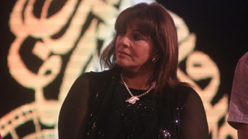 مصريون‭ ‬استحسنوا‭ ‬ما‭ ‬قامت‭ ‬به‭ ‬الطالبة‭ ‬الجامعية‭ ‬في‭ ‬حق‭ ‬الفنانة‭ ‬المصرية