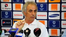 خاليلوزيتش ضيفا على التلفزيون الجزائري لتقييم مشاركة الخضر في “الكان”