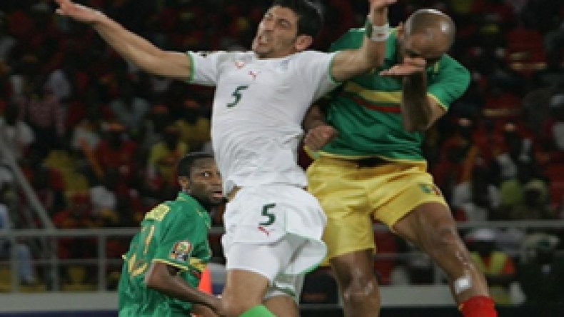 هدية  أحسن  لاعب  لحليش