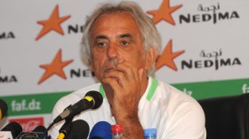 خاليلوزيتش يستنجد بلموشية وحشود