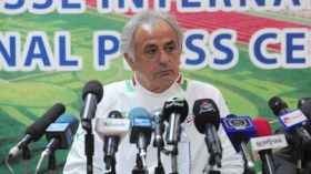 الفاف عرضت على خاليلوزيتش تمديد عقده إلى 2015 مع زيادة في الراتب