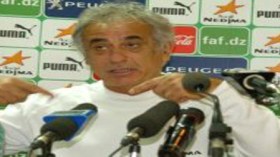 EN  : “Le groupe actuel ne devrait pas être élargi” (Halilhodzic)
