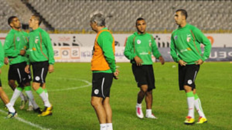 خليلوزيتش‭ ‬يريد‭ ‬لعب‭ ‬التصفيات‭ ‬القادمة‭ ‬بملعب‭ ‬مصطفى‭ ‬تشاكر