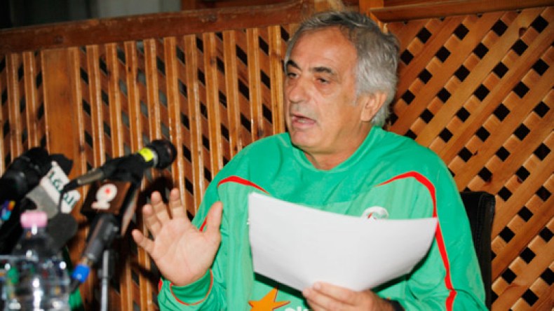 خاليلوزيتش يمدد السوسبانس ويبقي القائمة مفتوحة أمام المحليين