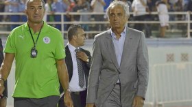 نور الدين قريشي يفضل مرافقة خاليلوزيتش بعد المونديال