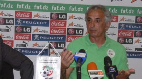 خاليلوزيتش: أنا مصدوم بما يحدث لنا وأنتظر ماذا سيفعله روراوة لدى”الكاف”