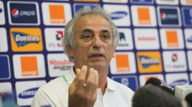 خاليلوزيتش يطلب من روراوة مهلة إلى فيفري لتحديد مستقبله مع “الخضر”