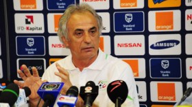 خاليلوزيتش في إيطاليا لأجل بلفوضيل وتايدر وسيلتقي براهيمي ويبدة في إسبانيا