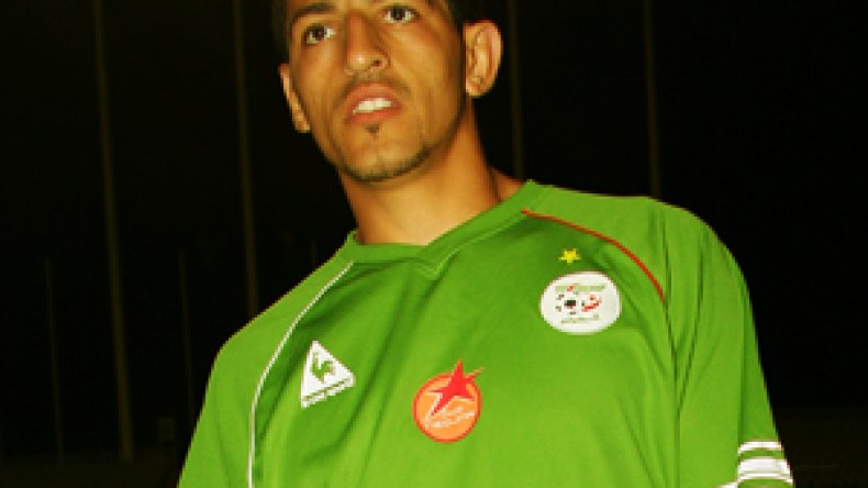 حليش يطمئن ويؤكد مشاركته ضد مصر