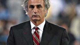 خاليلوزيتش‭ ‬يعود‭ ‬اليوم‭ ‬إلى‭ ‬الجزائر‭ ‬لتحضير‭ ‬مباراة‭ ‬غامبيا