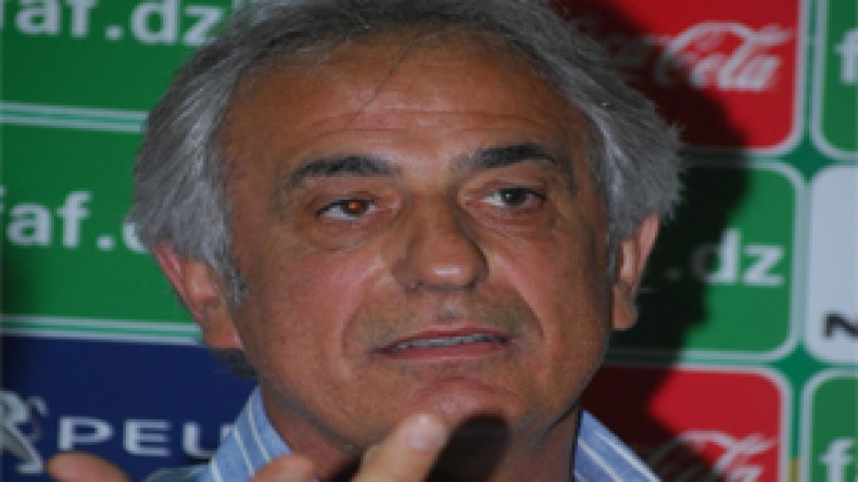 خليلوزيتش‭ ‬وجها‭ ‬لوجه‭ ‬مع‭ ‬مشاكل‭ ‬المحترفين‮.. ‬رهان‭ ‬المحليين‭ ‬وتحدي‭ ‬غامبيا‭ ‬