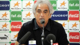 خاليلوزيتش سيعاين يحي شريف وعيسى ماندي نهاية الشهر الجاري