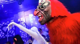 شباب يمارسون الرذيلة تكريما للموت ويستقبلونه بالفسوق